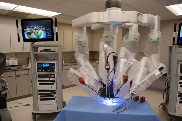 One of the surgical robots used at CoxHealth.